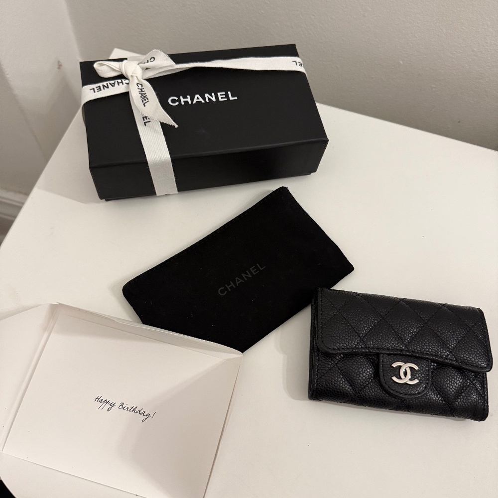 Chanel Classic Caviar Quilted Flap Card Holder Wallet Black Silver CC